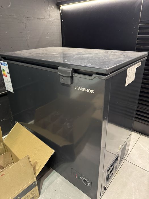 Продам морозильник