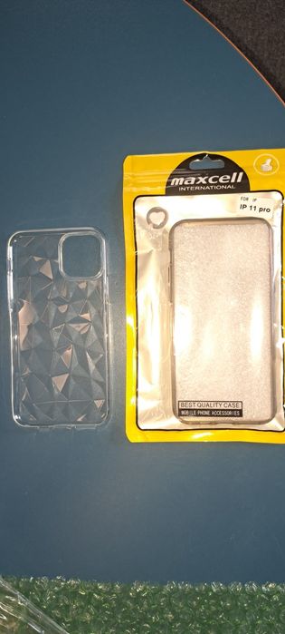 Huse IPhone 11 Pro Techsuit Clear Silicone