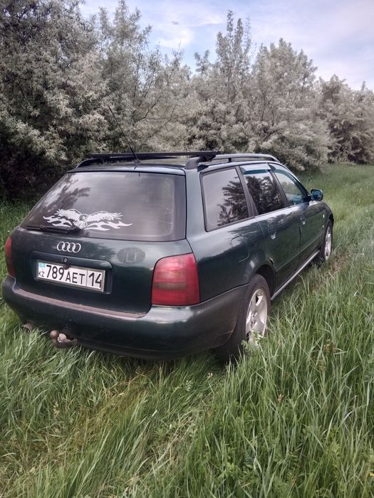 Продам Ауди А4 универсал