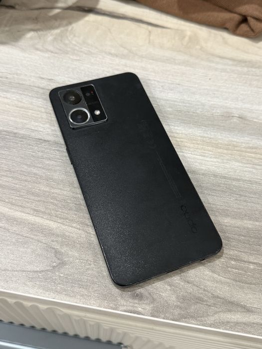 Продам OPPO Reno7 4G