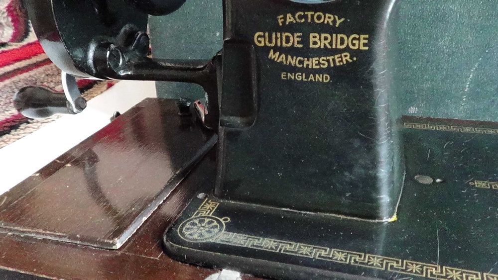 Masina de cusut de epoca manuala jones family d53a, 1859