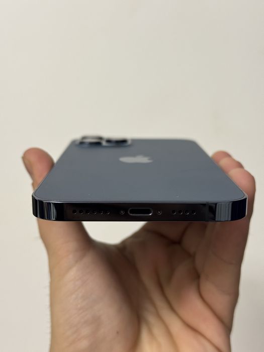 Apple iPhone 12 Pro Max 5G, 256GB, Sierra Blue Neverlocked / Excelent