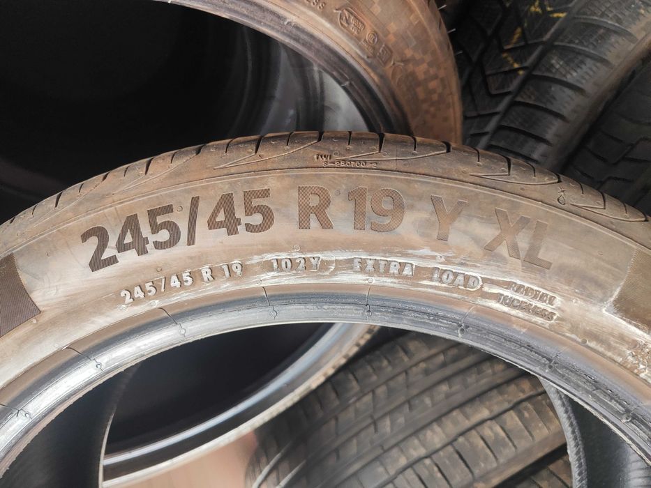 2бр. летни гуми 245/45/19 Continental