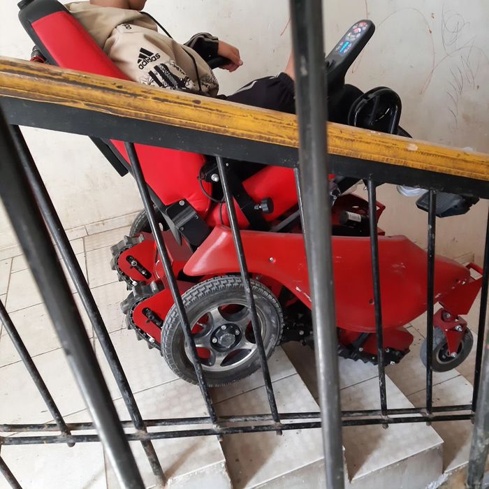 Инвалидов коляска