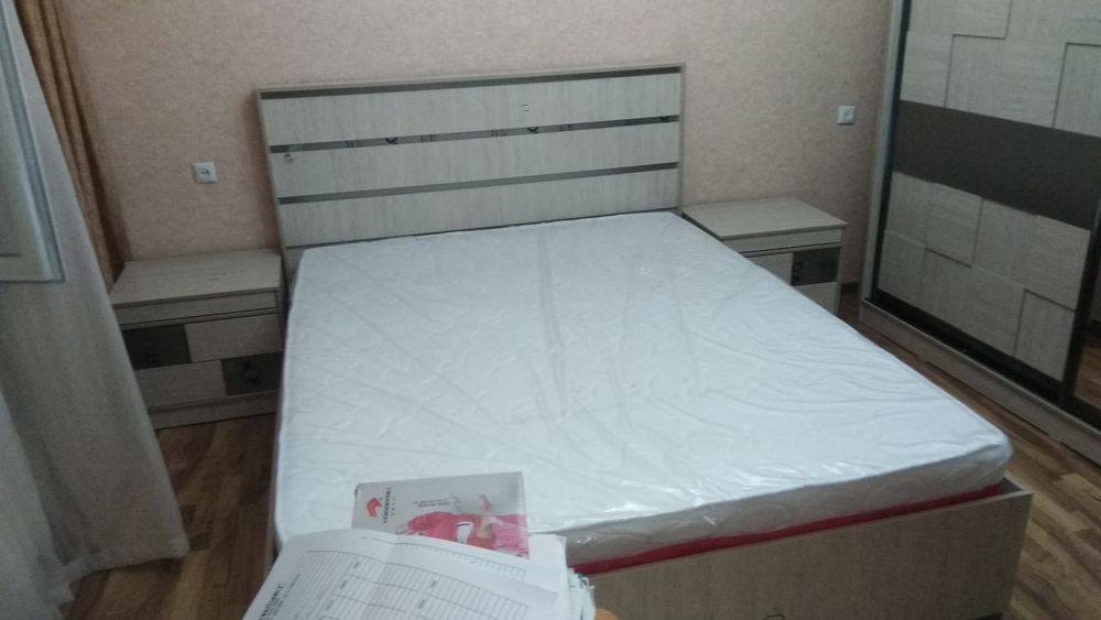 Спальный гарнитур