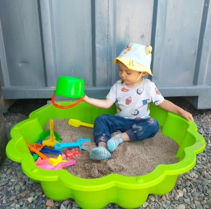 Продам песочницу -бассейн