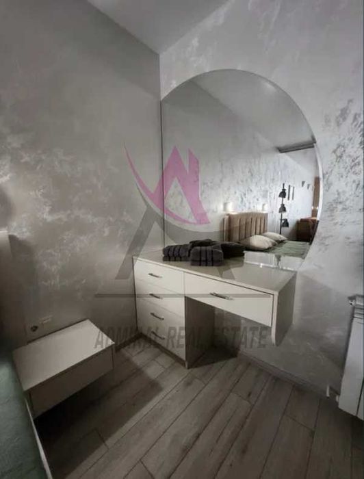 Дава се под наем Тристаен апартамент в Варна, Бриз - 93 кв.м за 2000 € - Снимка #4