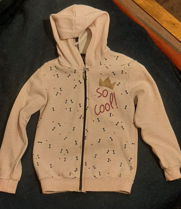 Толстовка  для  девочки