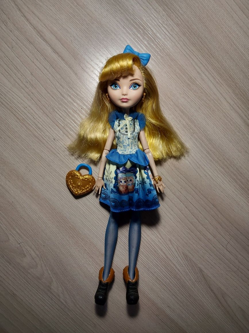 Ever After High мебель комната