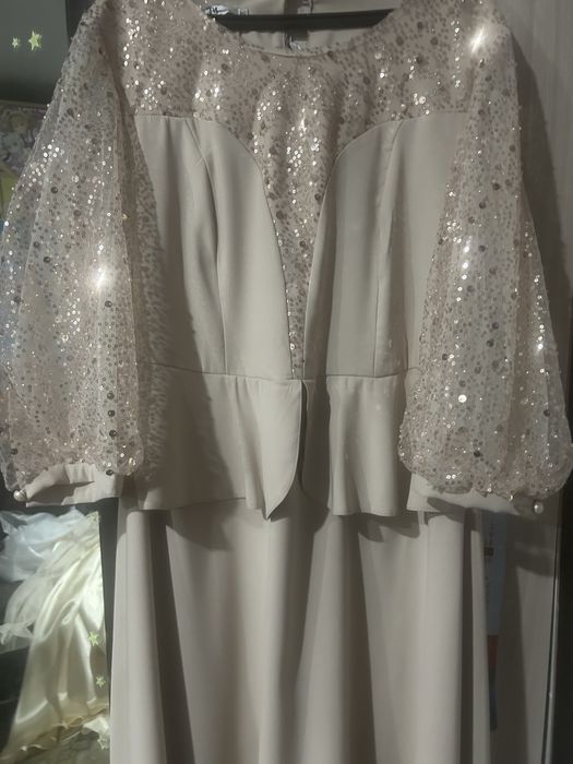 Продам вечернее платье