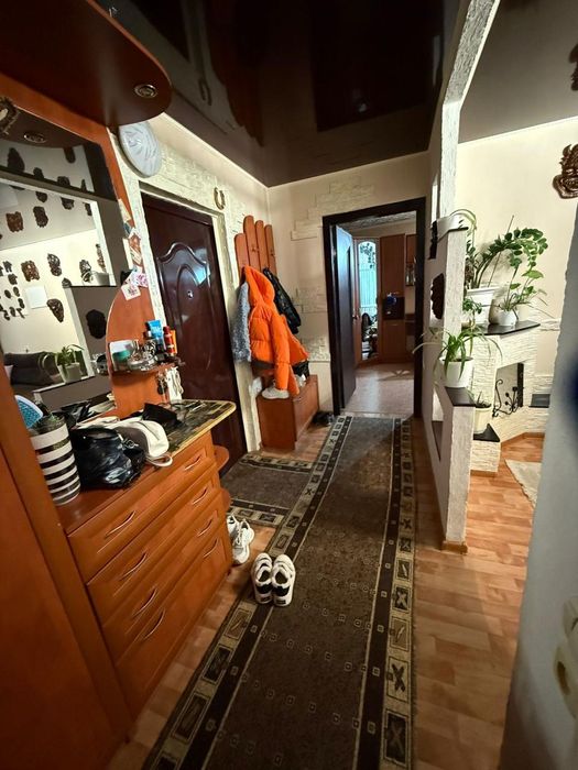 Продаётся 2-х комнатная квартира