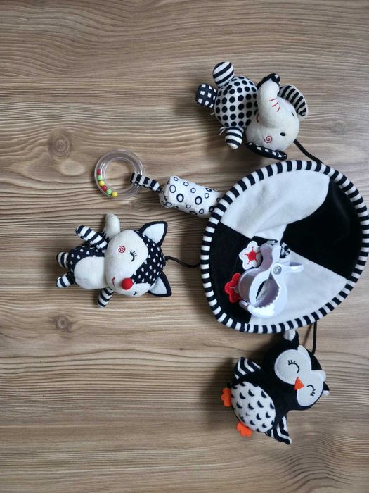 Carusel alb-negru copii