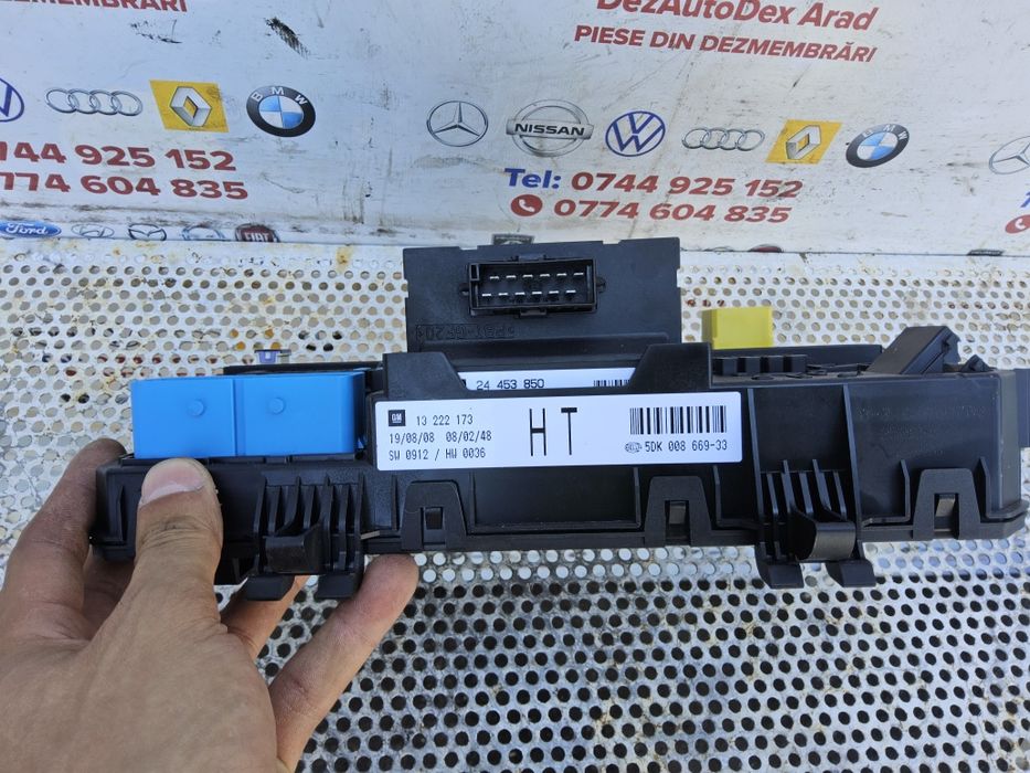 Panou siguranțe Opel Astra H cod 5dk008669 Zafira B