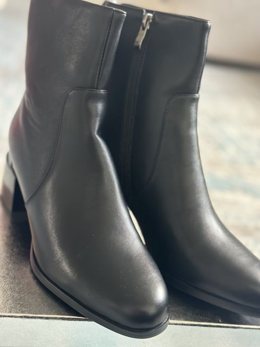 Женский ботинки (ботильона)