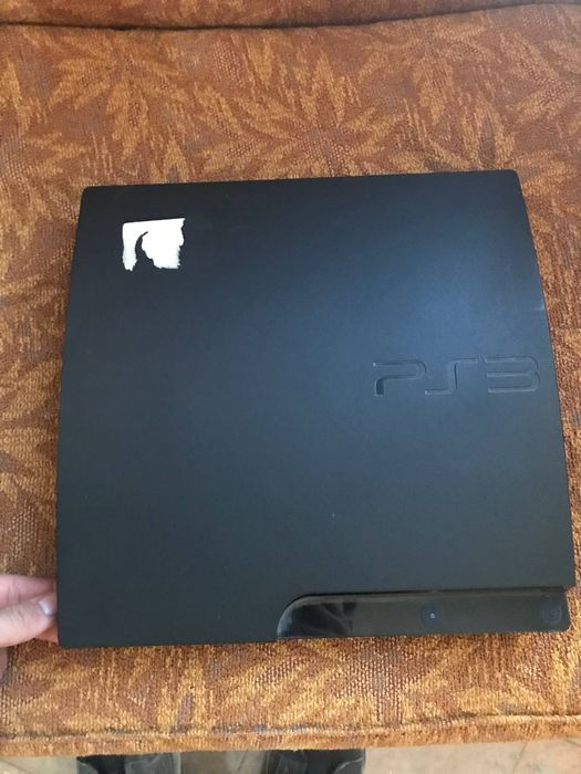 Plsteshin 3 silm sotiladi uyinlari yozilgan 13 ta uyini bor xolati zur