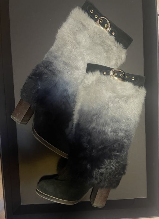 Cizme lungi din piele intoarsa