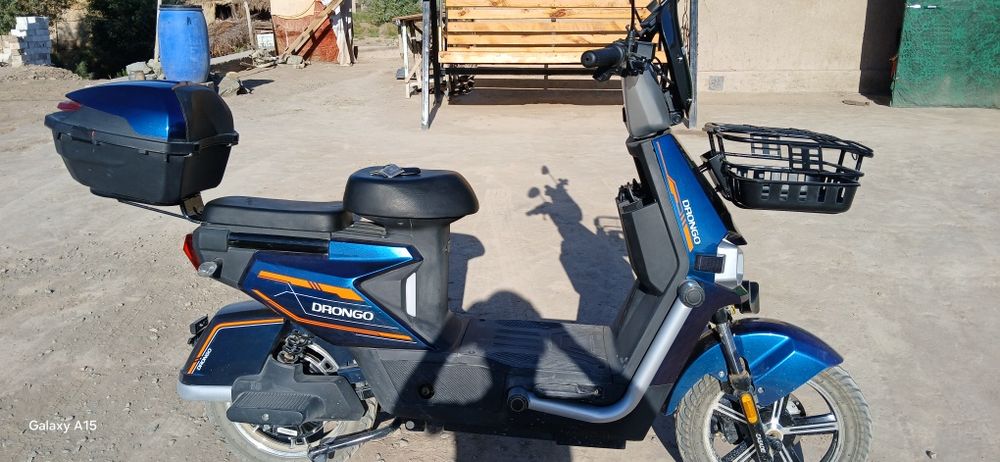 Skuter sotiladi Drongo firma obmen bor iPhone 13 Pro max 256 g