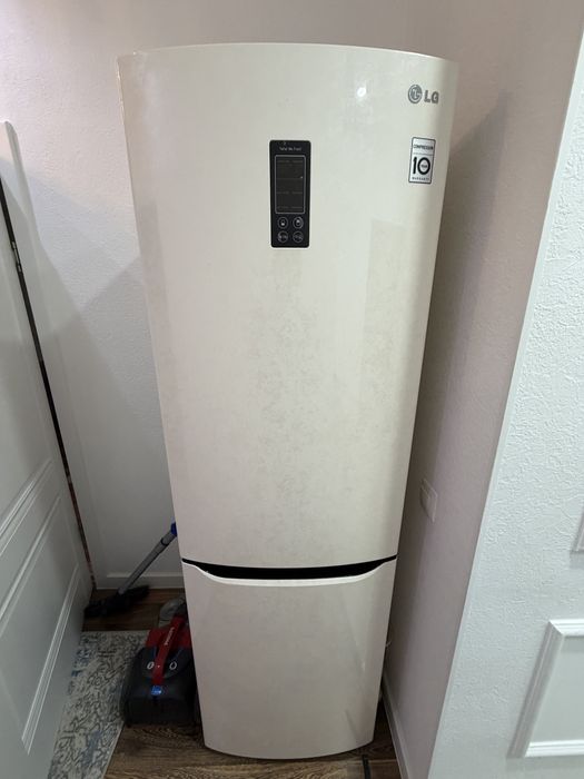 Холодильник LG крутой