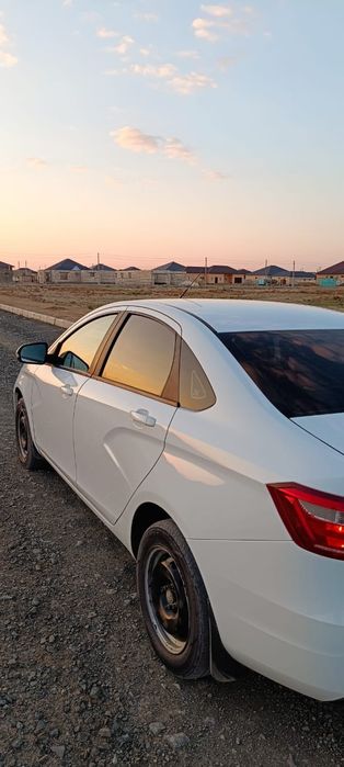 Lada vesta хэтчбек