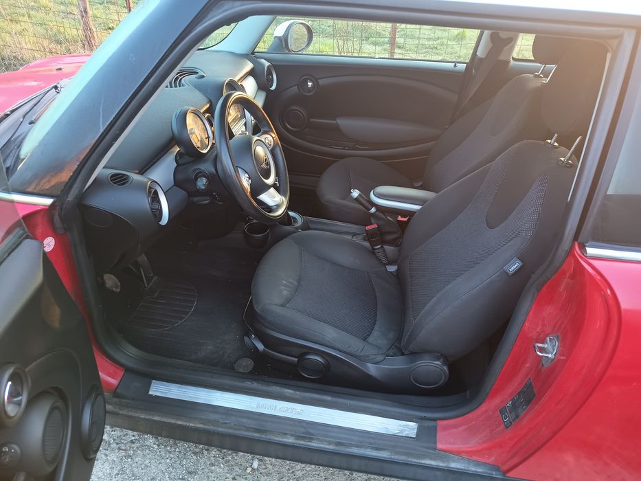 Mini cooper 1.6 diesel/ an 2008/ încălzire scaune/ clima