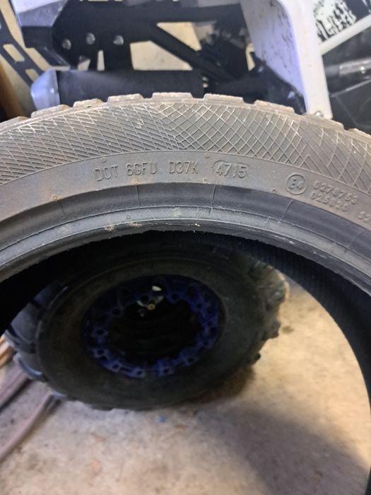 Зимни гуми Континентал 235.45.18.