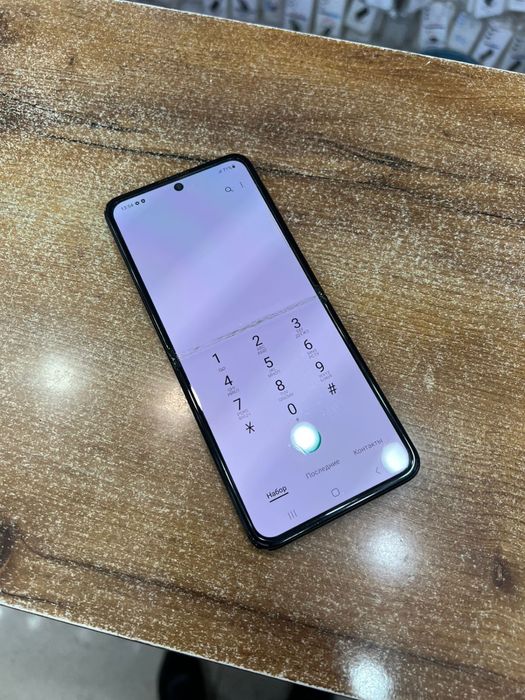 Samsung Galaxy Z Flip 3 5G