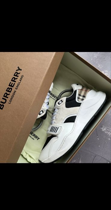 Papuci Burberry Arthur Snakers