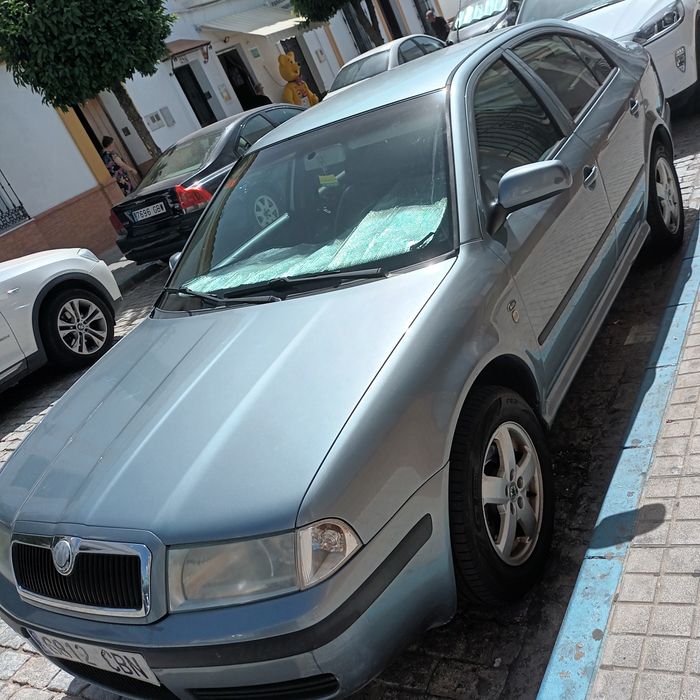 Vând autoturism skoda octavia