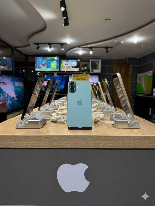 Телефон iPhone 16 256Gb / Айфон 16 256Гб