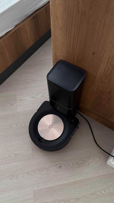 Asiporator Robot Roomba S9 Plus + Clean Base