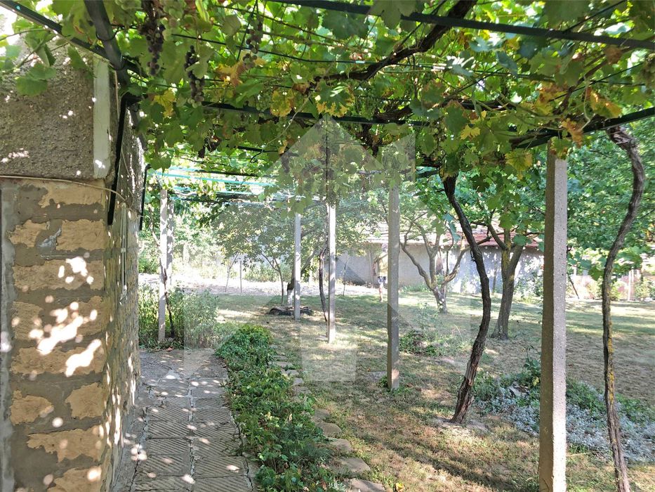 Продава се Къща в Нови пазар - 100 кв.м за 332 €/кв.м - Снимка #18