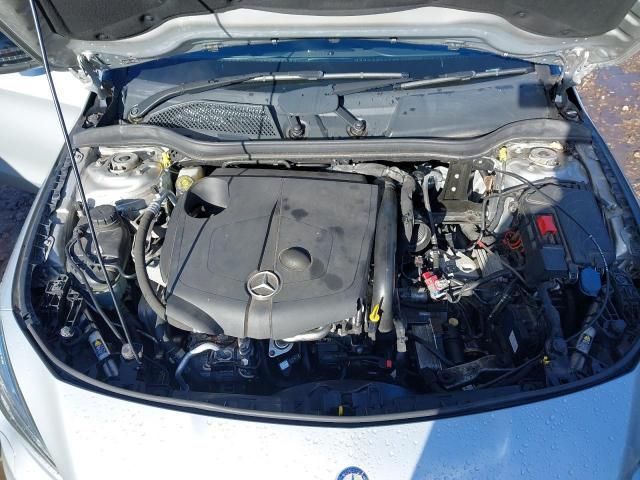 Dezmembrez Mercedes-Benz CLA-Class C117 [2013 - 2016] Sedan 4-usi CLA