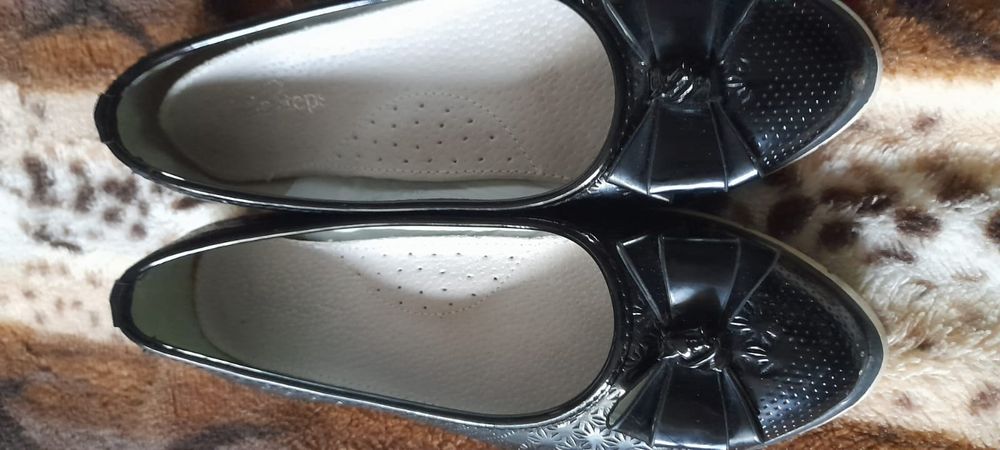 Туфли на девочку