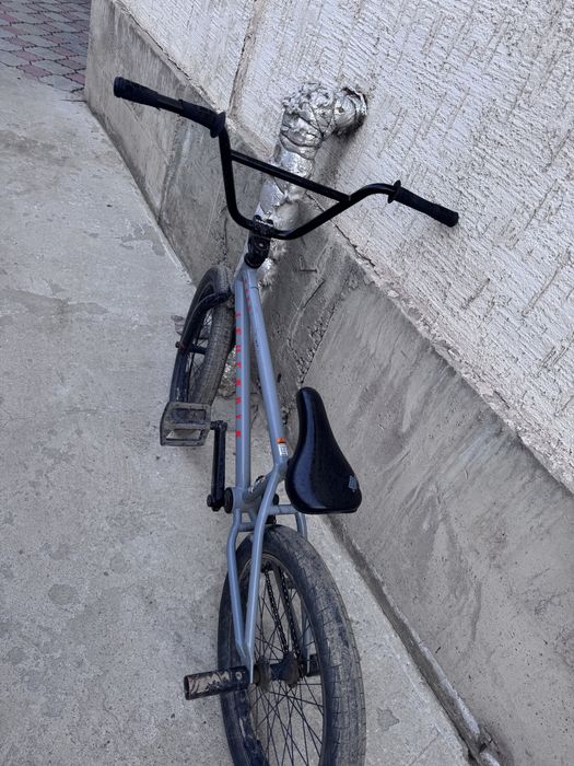 bmx велоиспед.