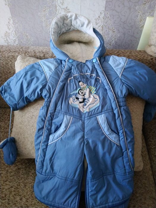 Продам детский комбинезон