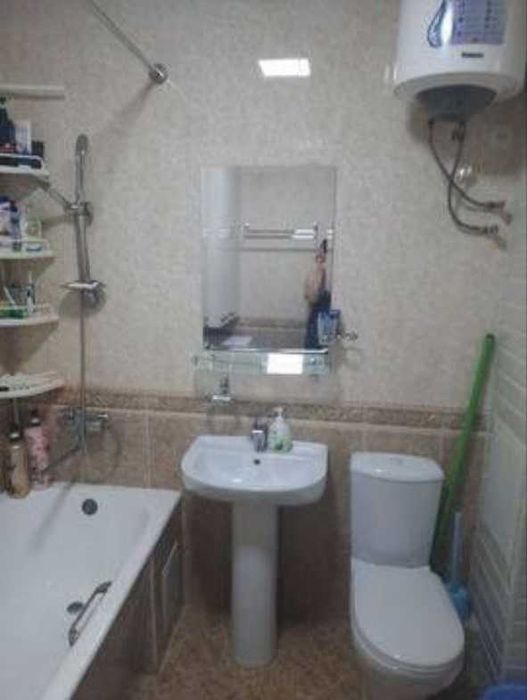 Срочно 77 серия БУЗ-2 3/3/5 Эко базар Метро Буюк Ипак йули №284