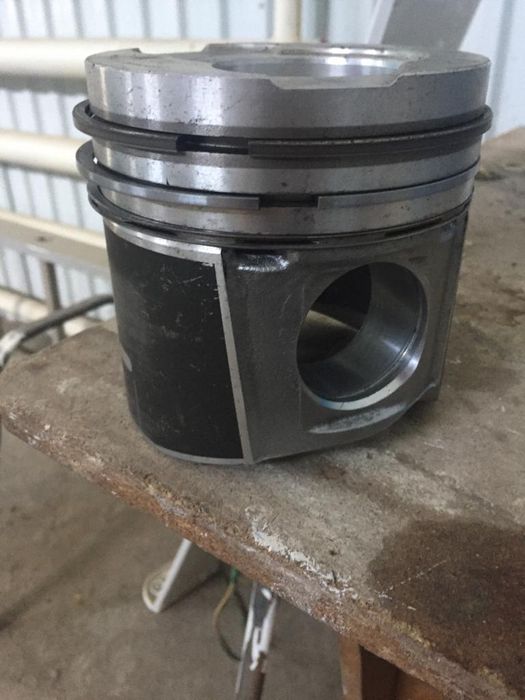 Продам Новые Поршня Камаз