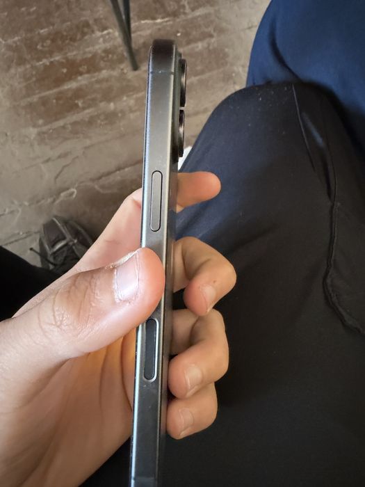 Iphone 17 на 1 месец почти не е ползван