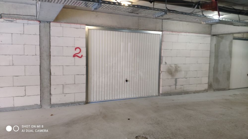 Дава се под наем Гараж / Паркомясто в Шумен, Томбул джамия - 33 кв.м за 81.6 € - Снимка #2