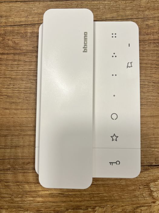 Домофон Bticino class 100 A 16M