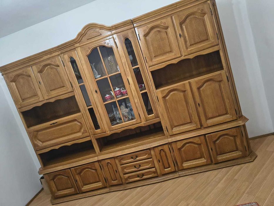 Vând mobilă stejar masiv