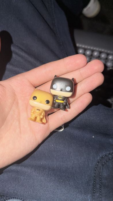 Бэтмен игрушка с киндера