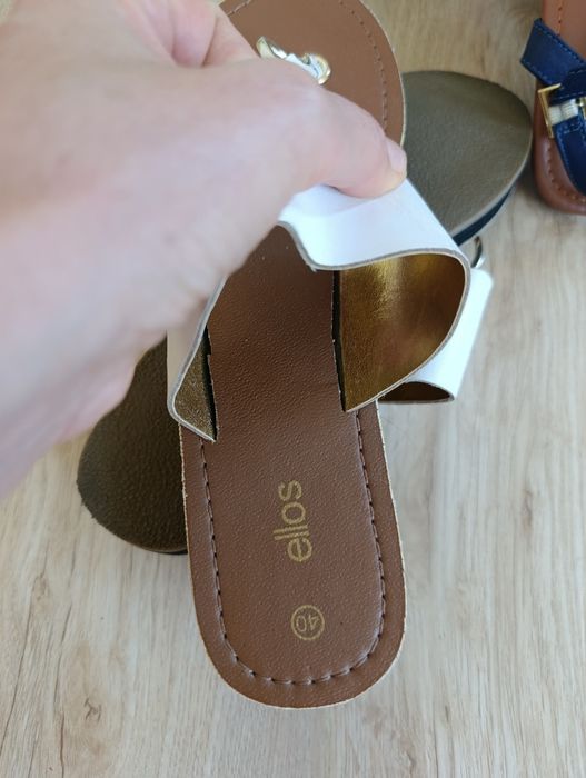 Сандали 39 номер и чехли 40