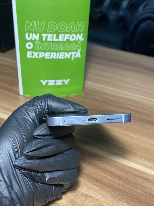 Samsung Galaxy s25 • 128 GB • Icy Blue