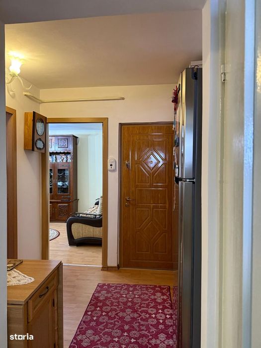 2 camere decomandat zona micro 17