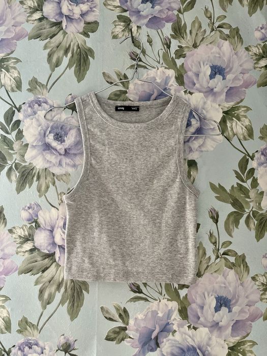 Серый топик от sinsay