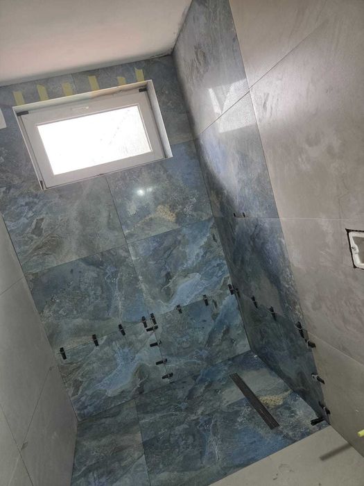 Ofer servicii de amenajari interioare