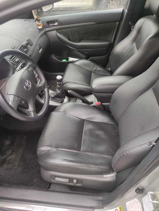 Vand Toyota Avensis