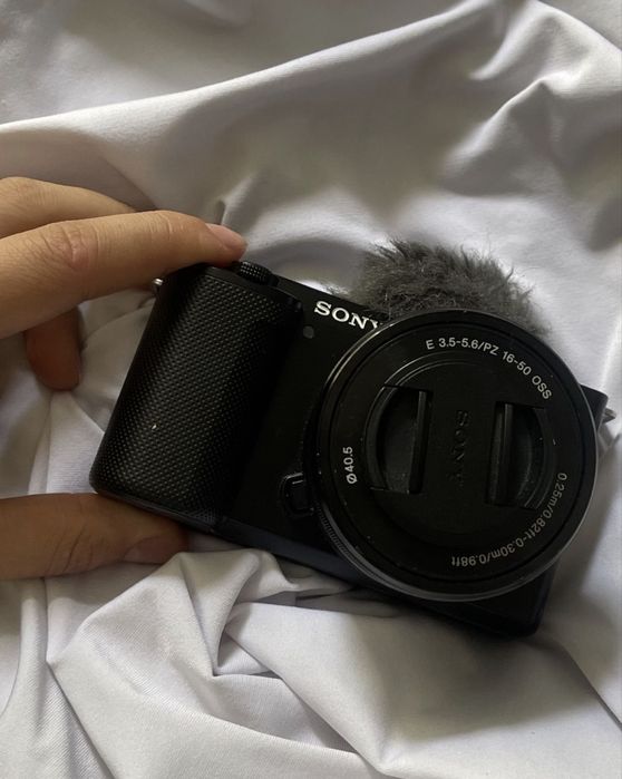 Фоттоаппарат ZV-E10 Sony Новый