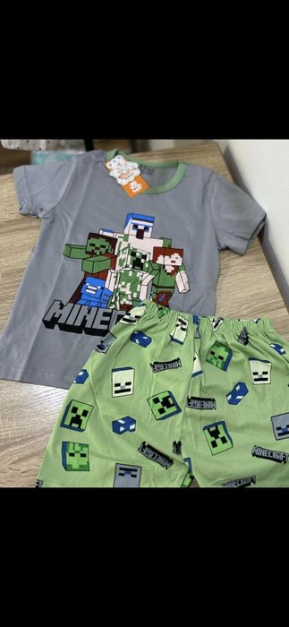 Детская одежда и обувь для мальчиков и девочек